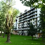 Apartment Chamois Blanc Terrasse - A Haven Near Aiguille Du Midi *