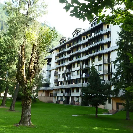 Apartment Chamois Blanc Terrasse - A Haven Near Aiguille Du Midi *